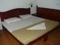 Botel Aqua Jumbo Houseboats Hotel Kumarakom